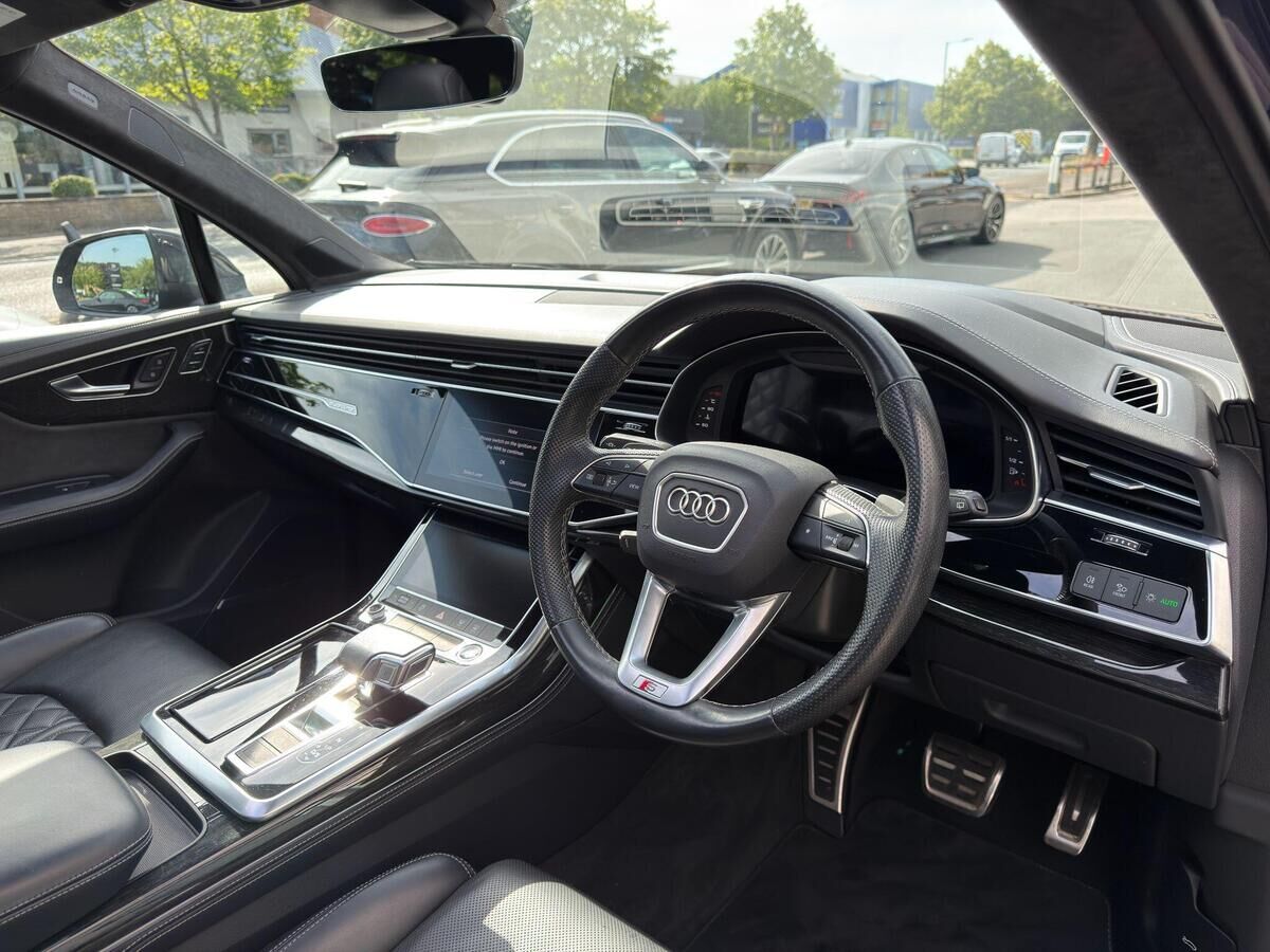 Audi Q7 Q7 Gallery Image