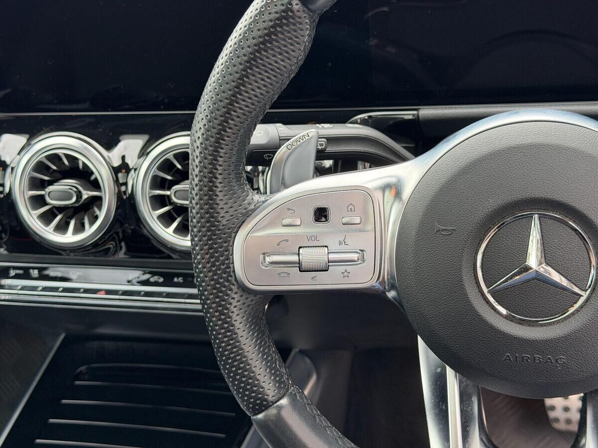 Mercedes-Benz GLA GLA Gallery Image