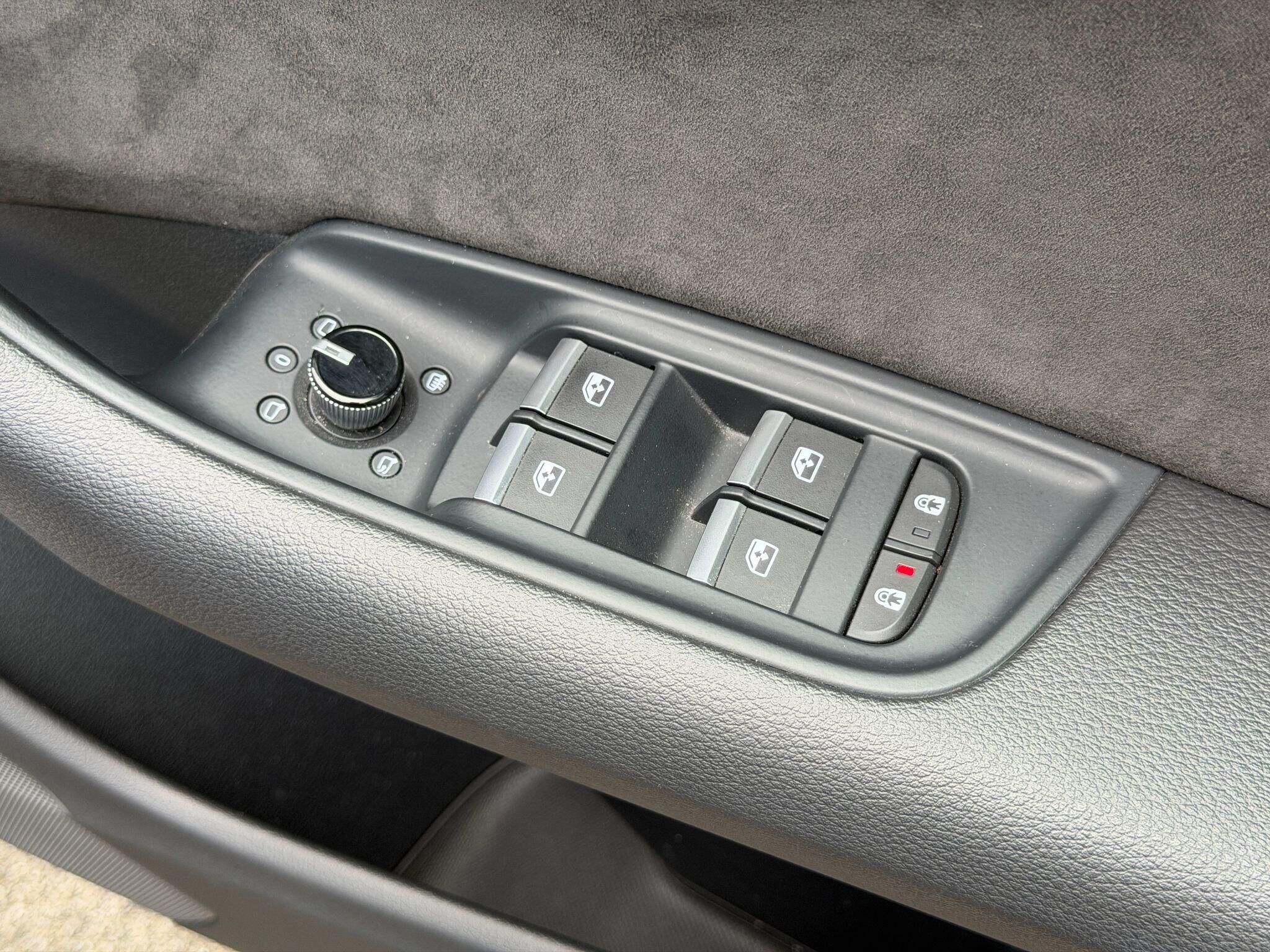 Audi Q8 Q8 Gallery Image