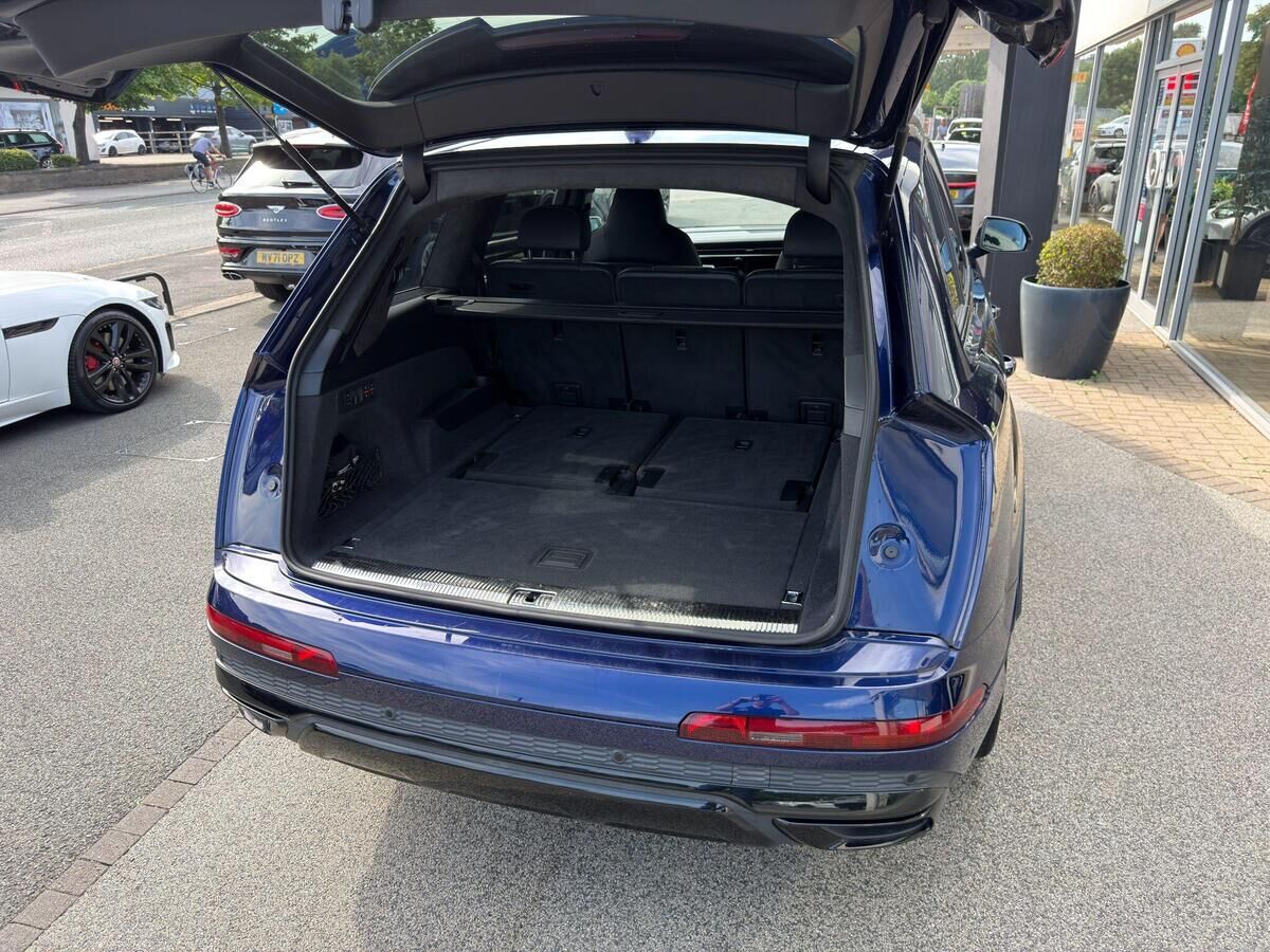 Audi Q7 Q7 Gallery Image