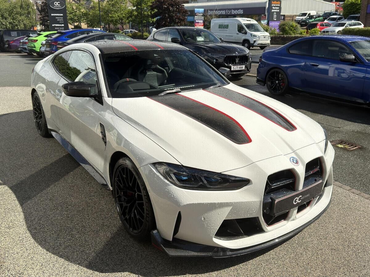 BMW M4 M4 Gallery Image