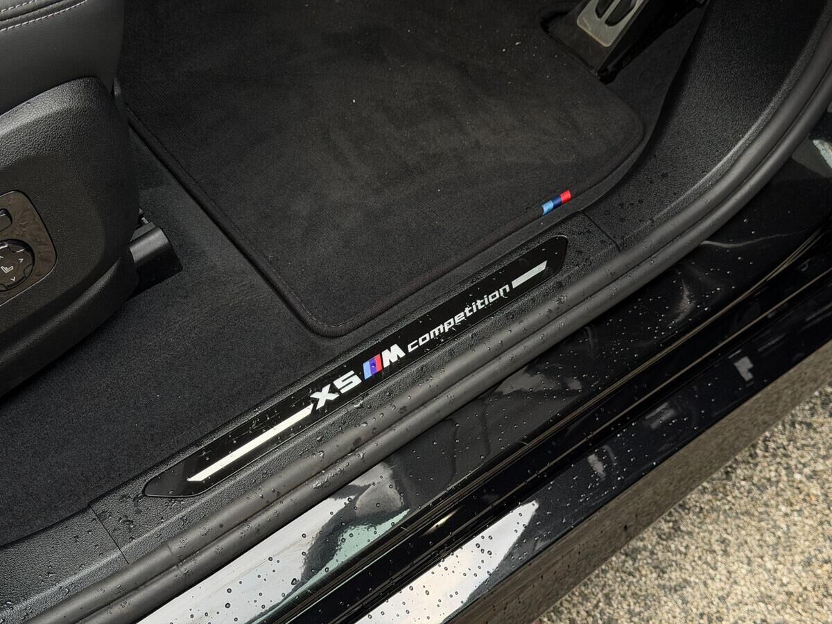 BMW X5 M X5 M Gallery Image