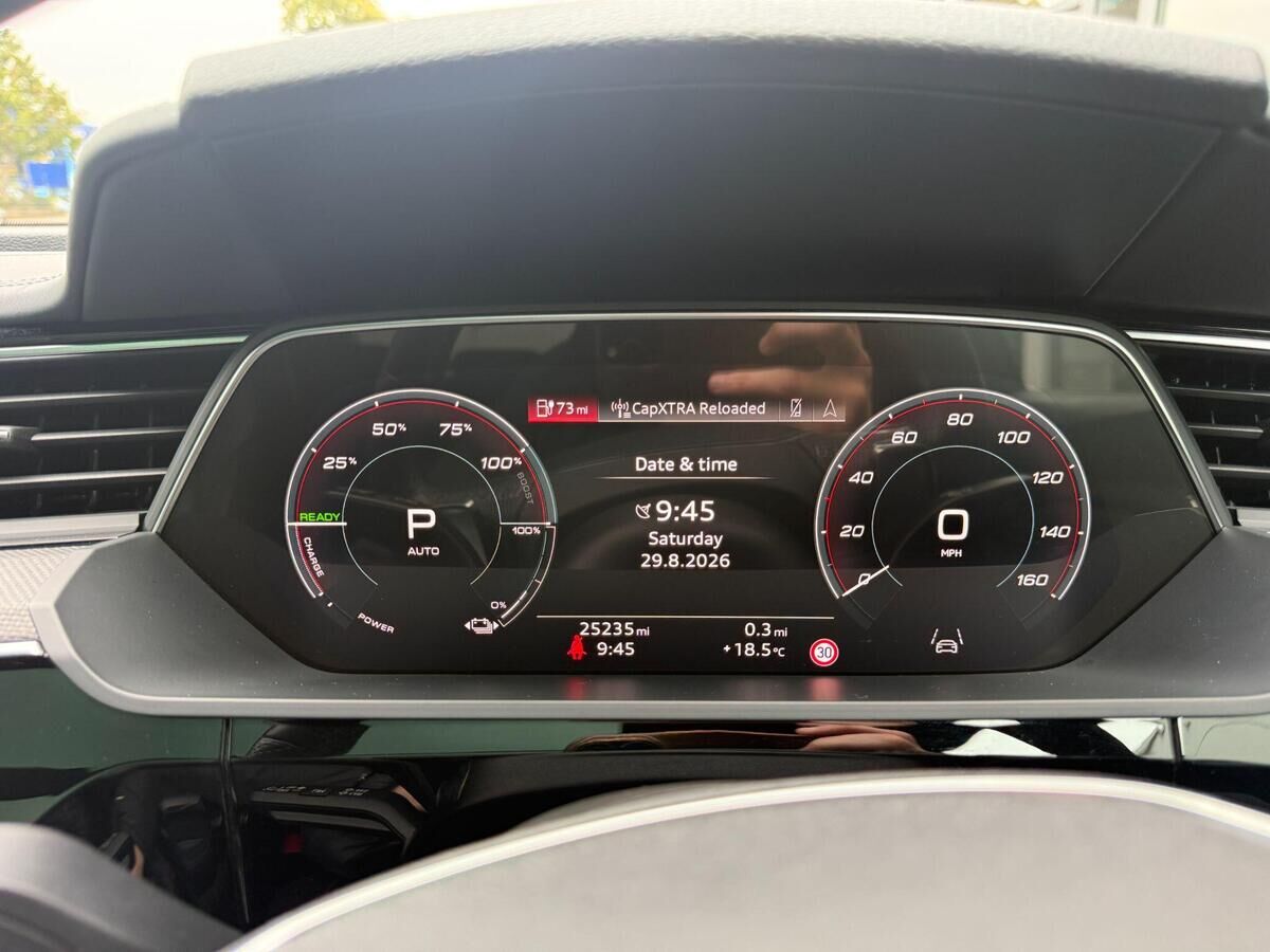 Audi Q8 e-tron Q8 e-tron Gallery Image