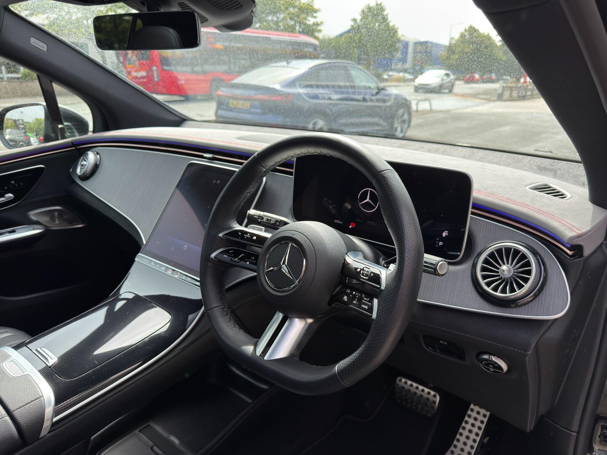 Mercedes-Benz EQE EQE Gallery Image