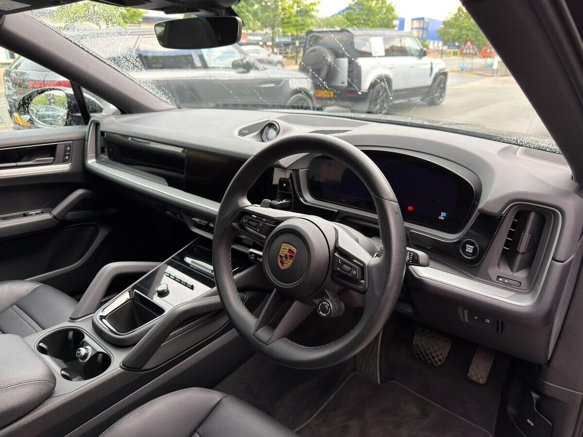 Porsche Cayenne Cayenne Gallery Image