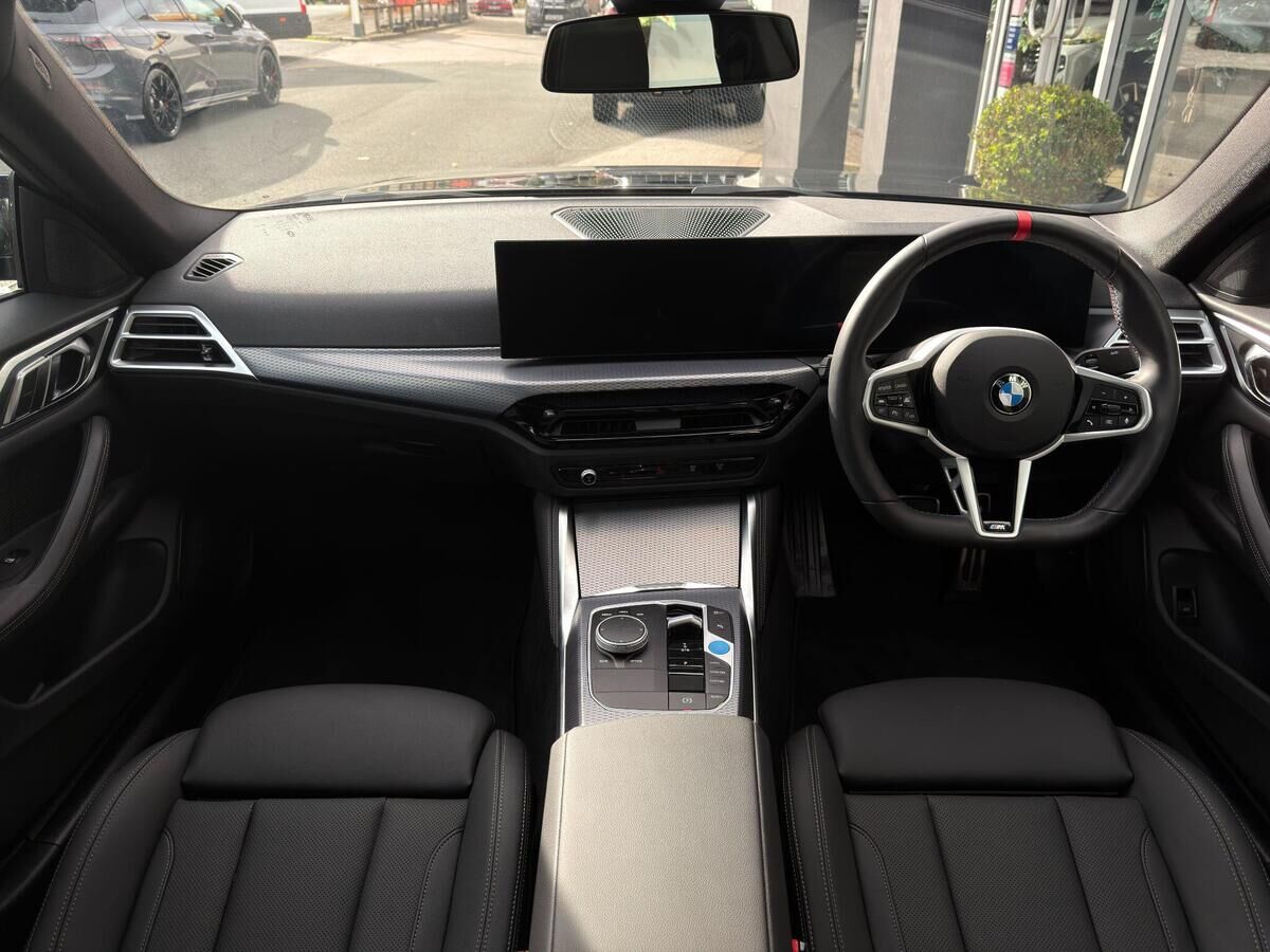 BMW i4 i4 Gallery Image