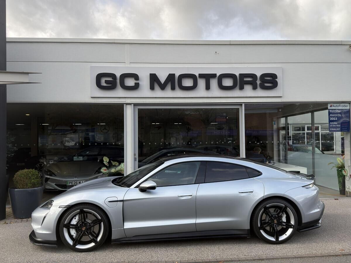 Porsche Taycan Taycan Gallery Image
