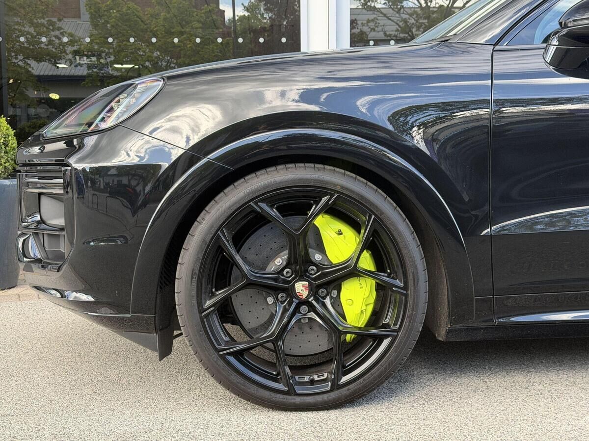 Porsche Cayenne Cayenne Gallery Image