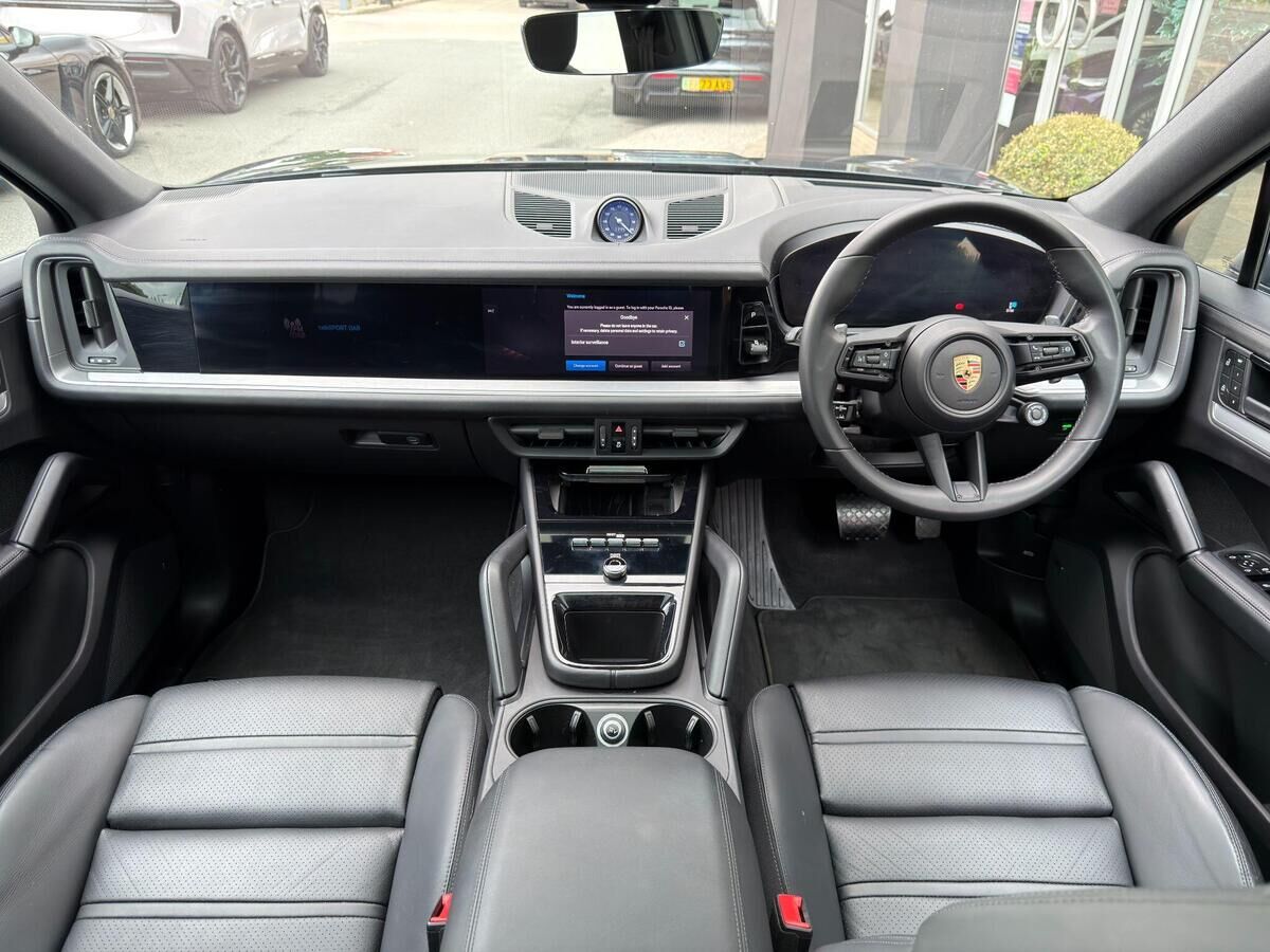 Porsche Cayenne Cayenne Gallery Image