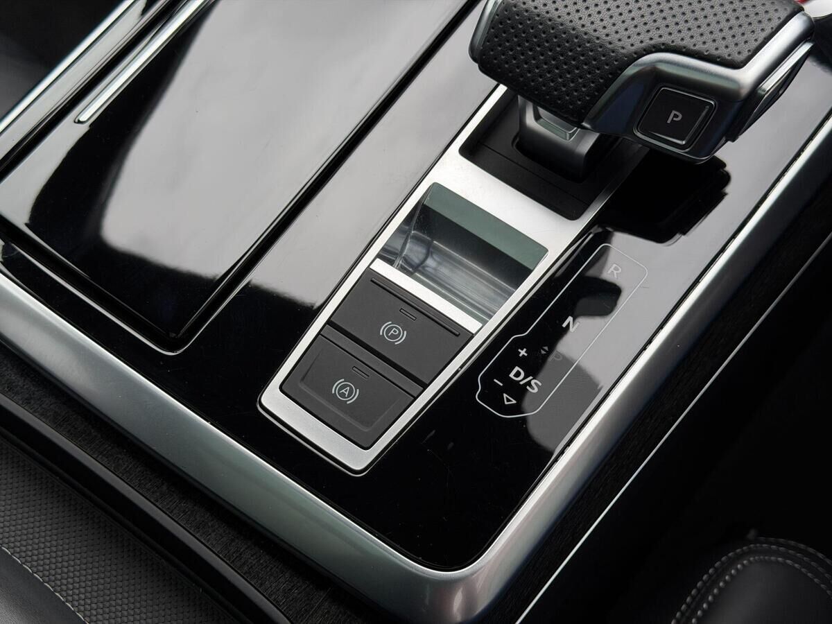 Audi SQ7 SQ7 Gallery Image