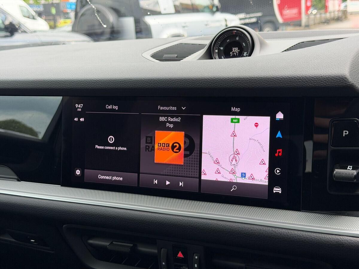 Porsche Cayenne Cayenne Gallery Image