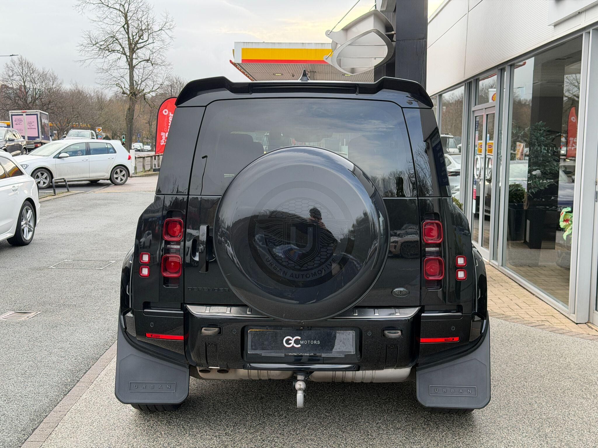 Land Rover Defender 110 Defender 110 Gallery Image