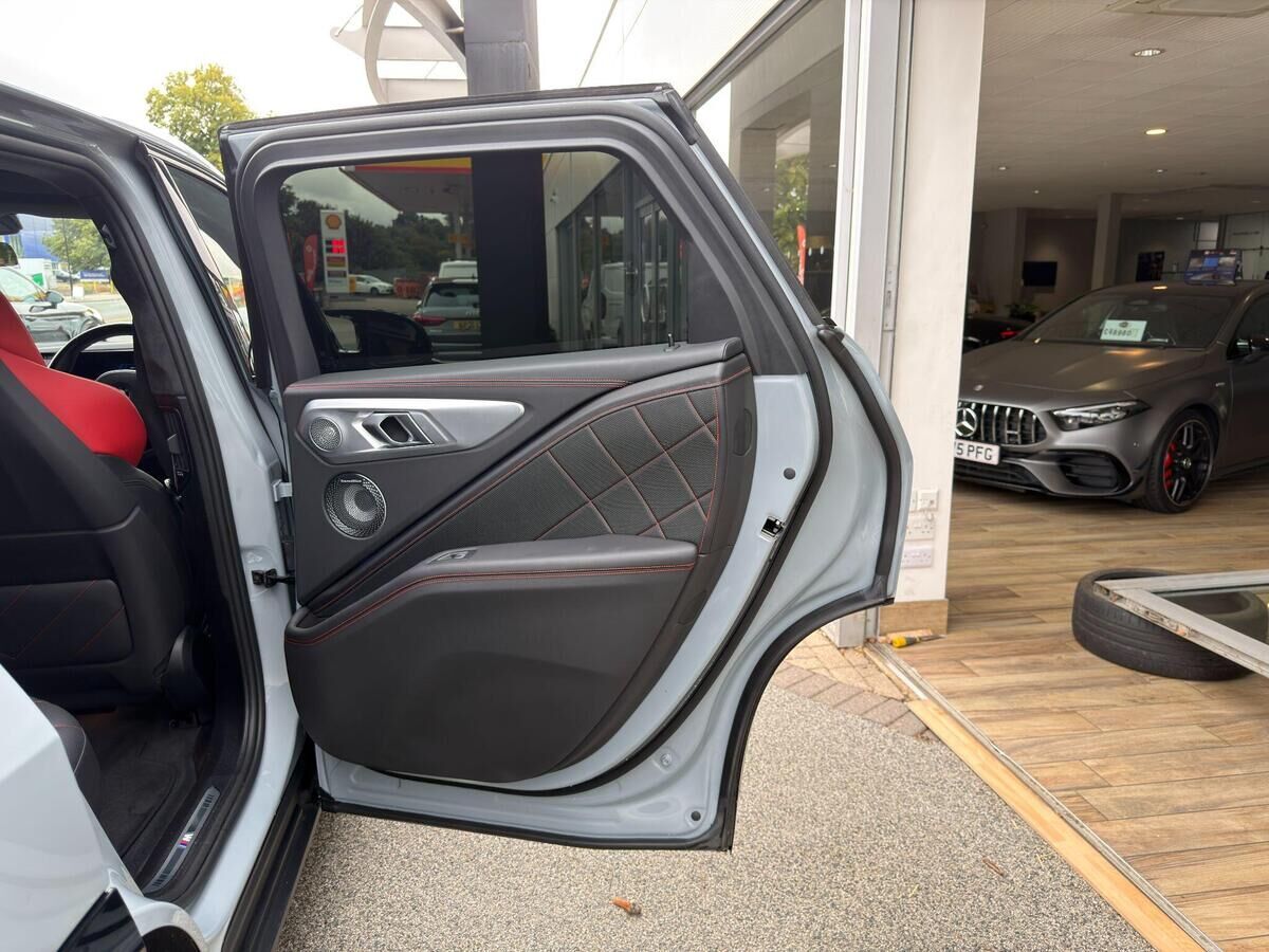 BMW XM XM Gallery Image