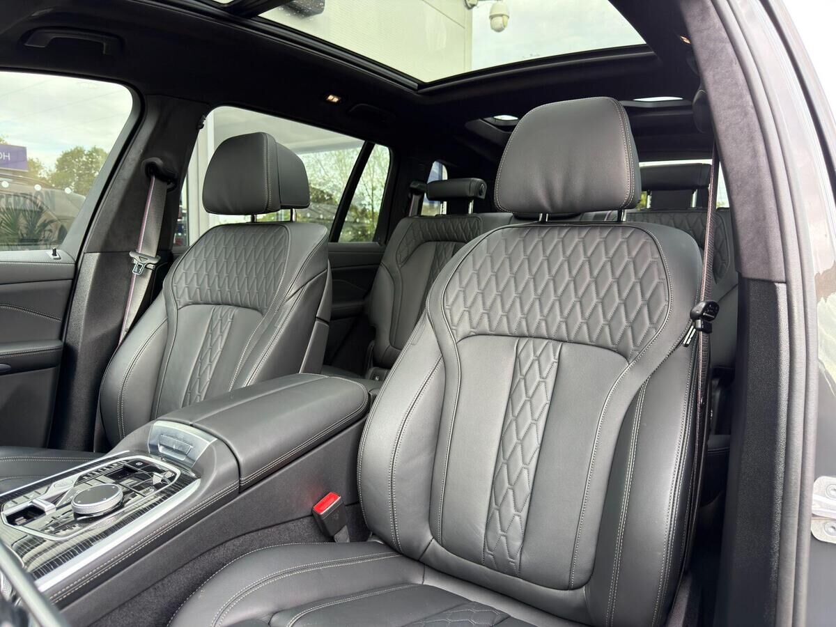 BMW X7 X7 Gallery Image