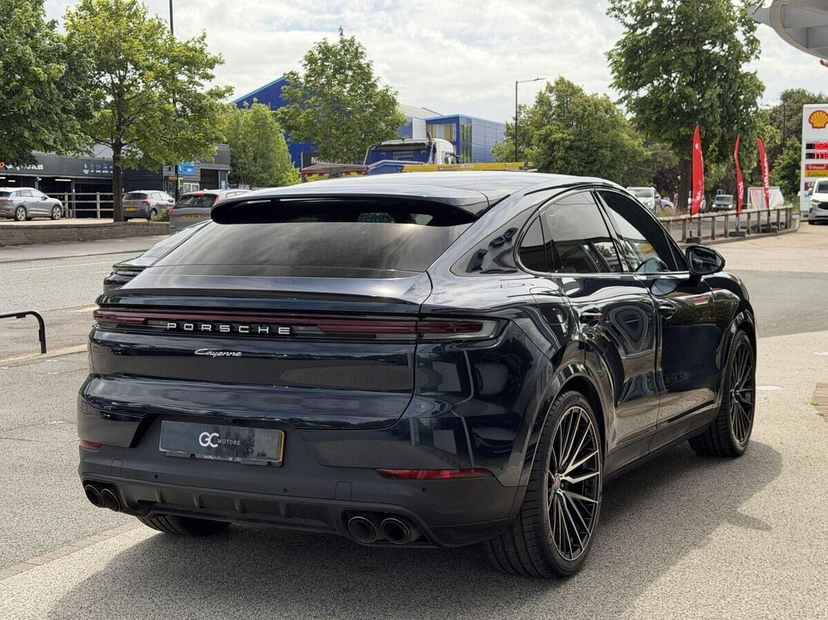 Porsche Cayenne Cayenne Gallery Image