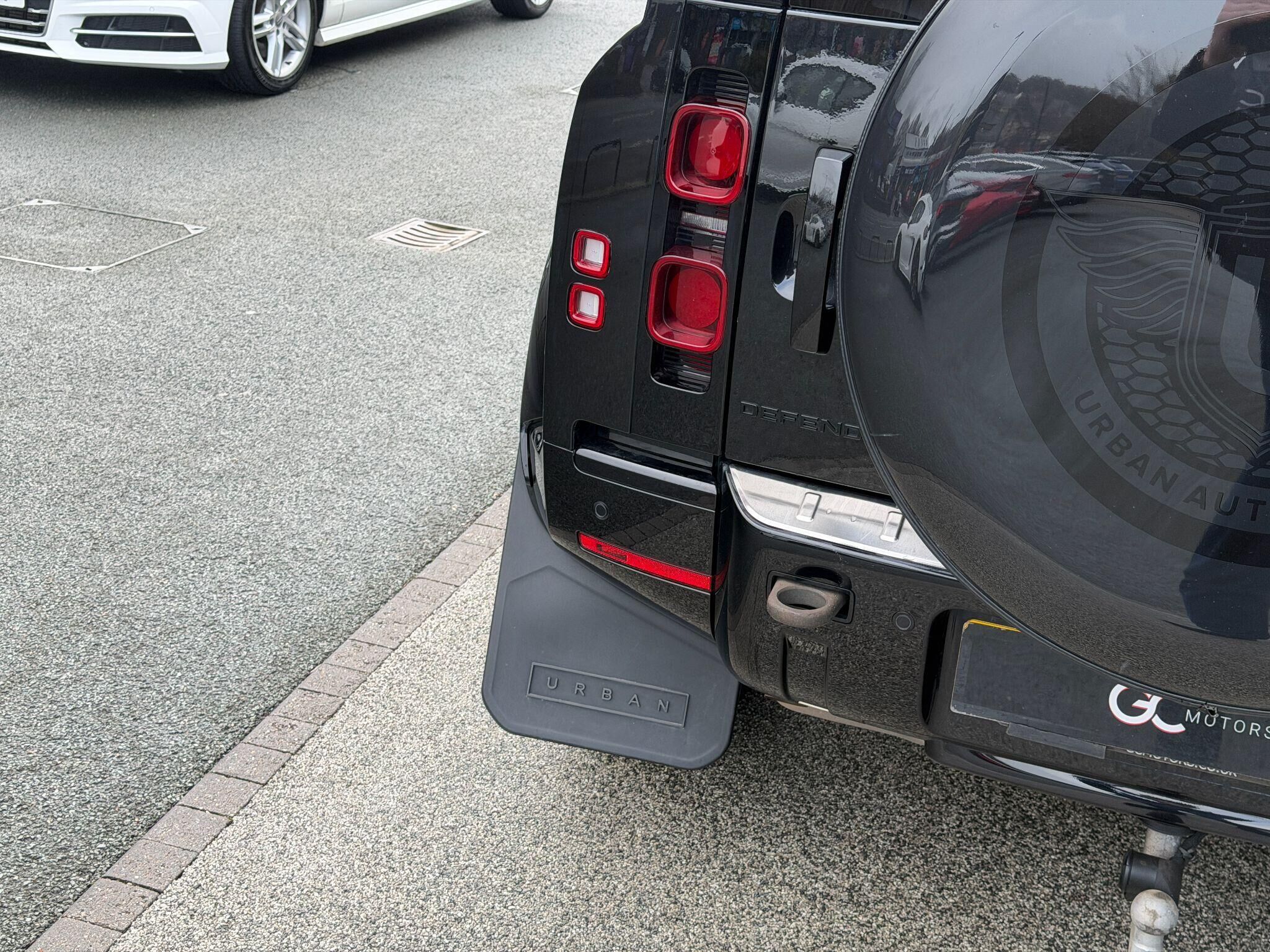 Land Rover Defender 110 Defender 110 Gallery Image