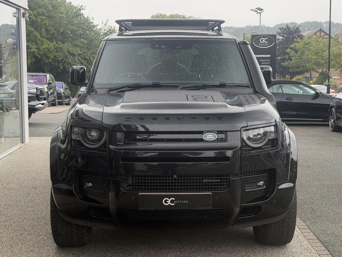 Land Rover Defender 110 Defender 110 Gallery Image