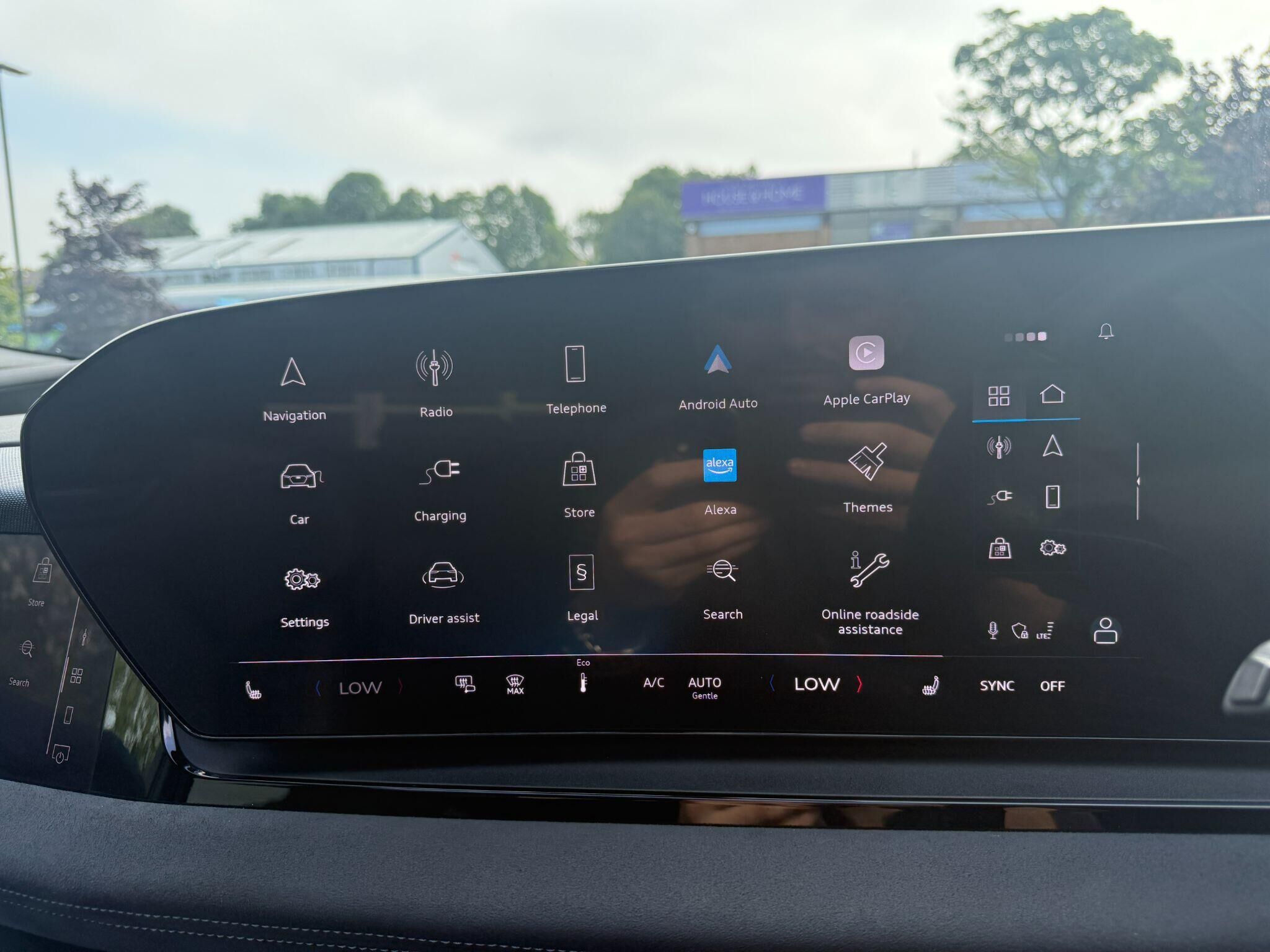 Audi Q6 e-tron Q6 e-tron Gallery Image