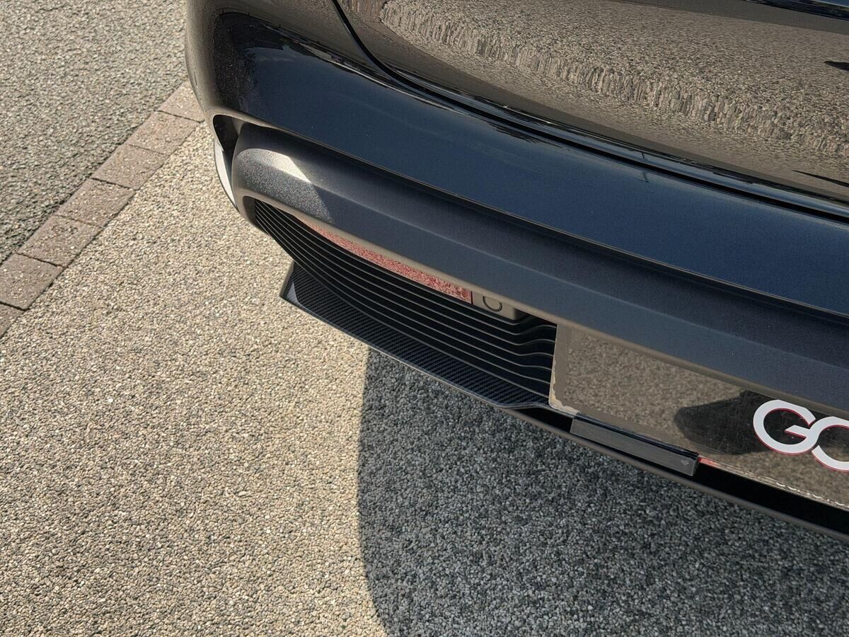 Porsche Taycan Taycan Gallery Image