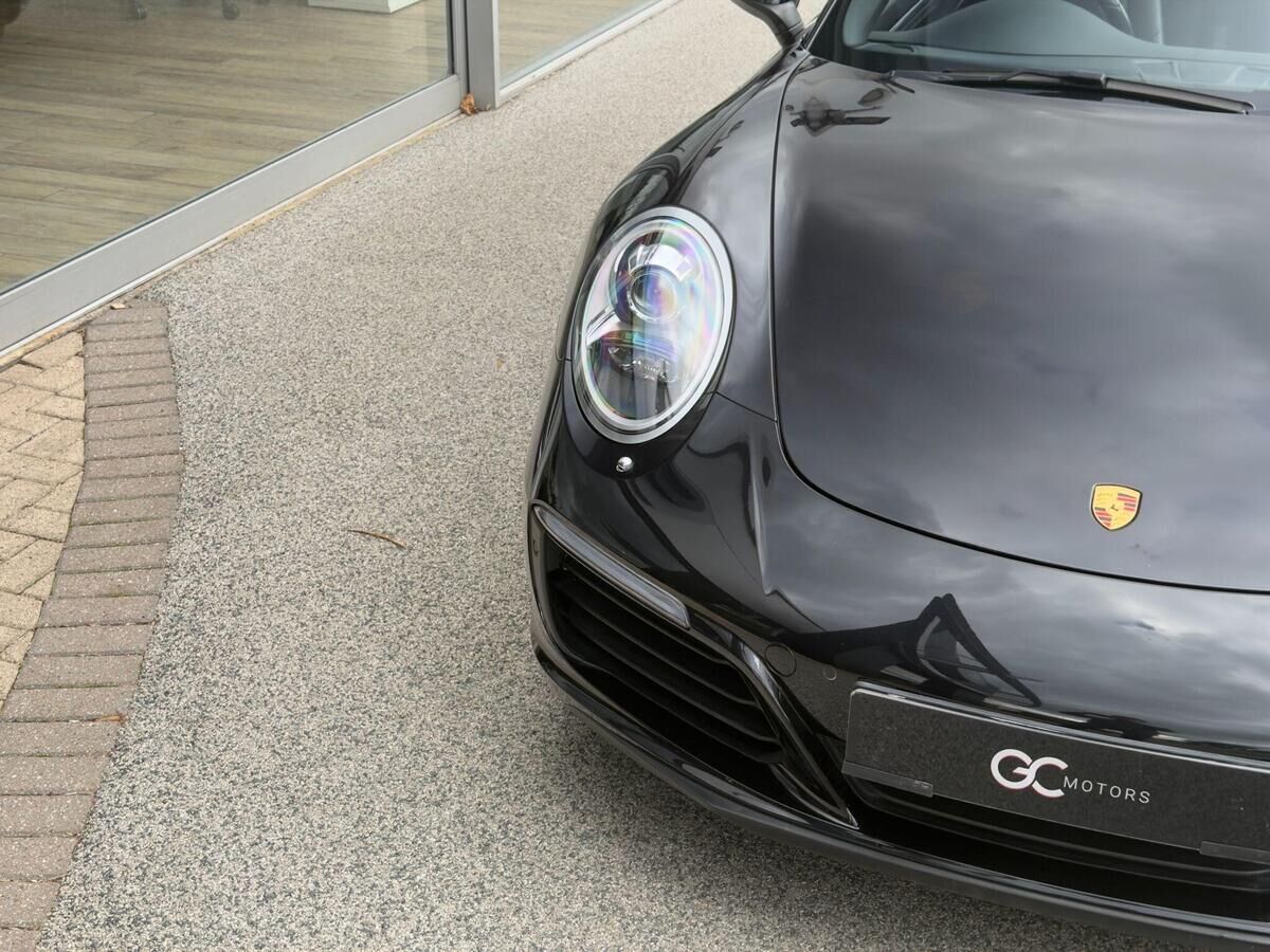 Porsche 911 911 Gallery Image