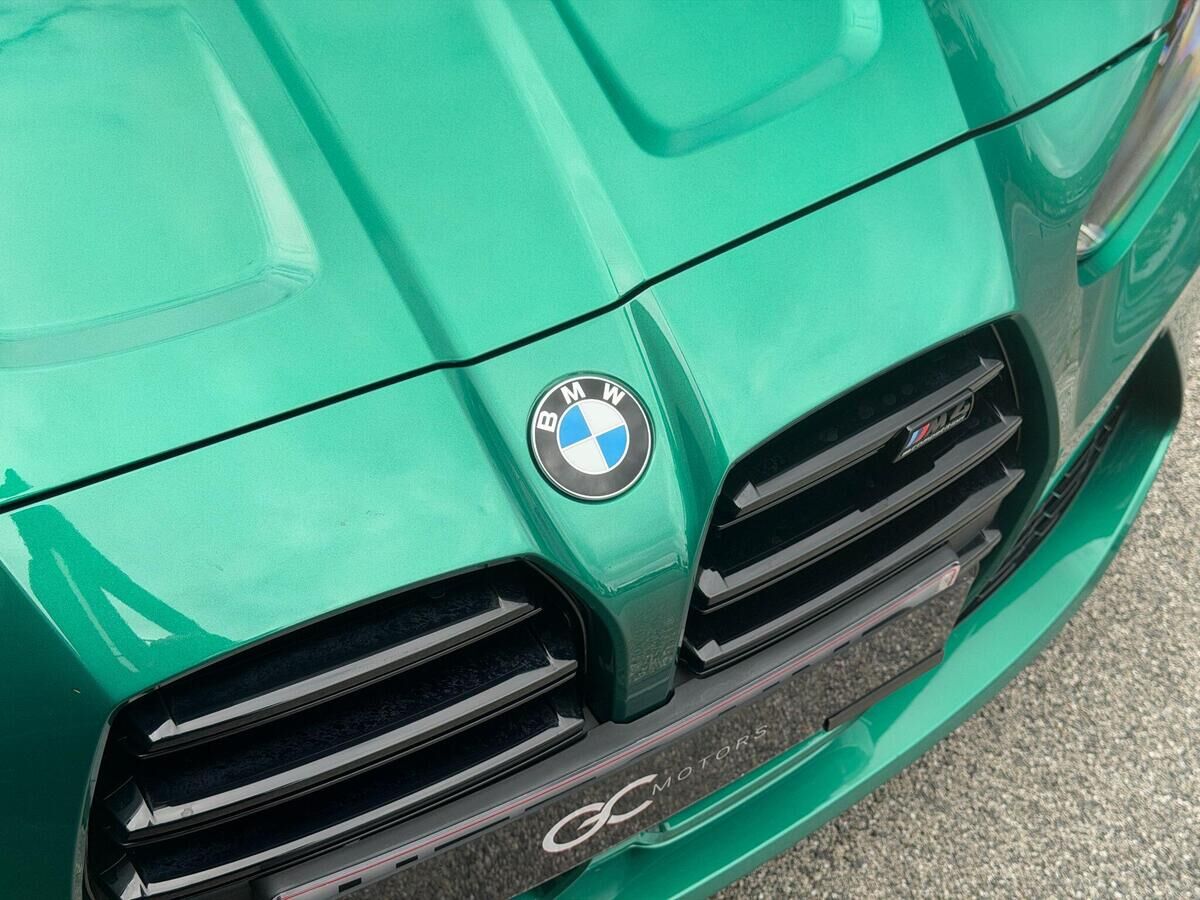 BMW M4 M4 Gallery Image