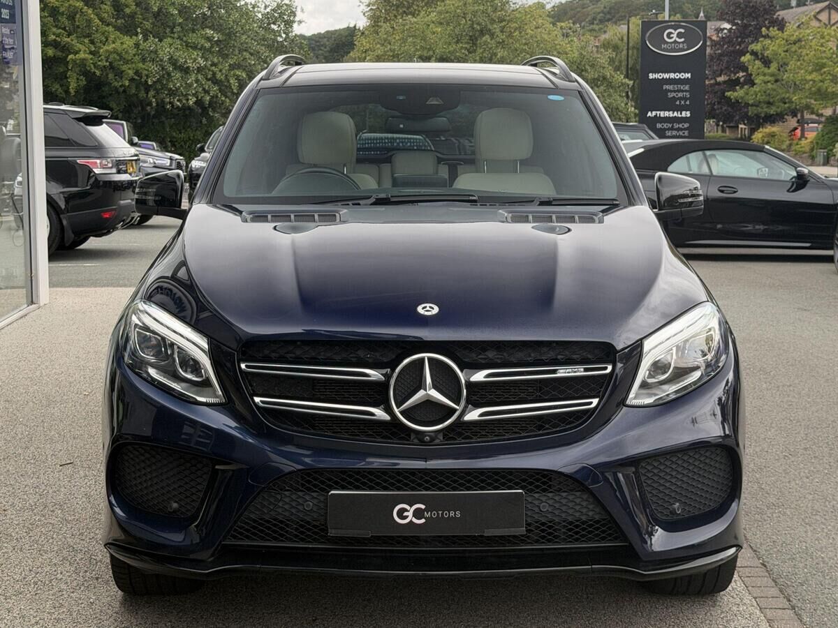 Mercedes-Benz GLE GLE Gallery Image