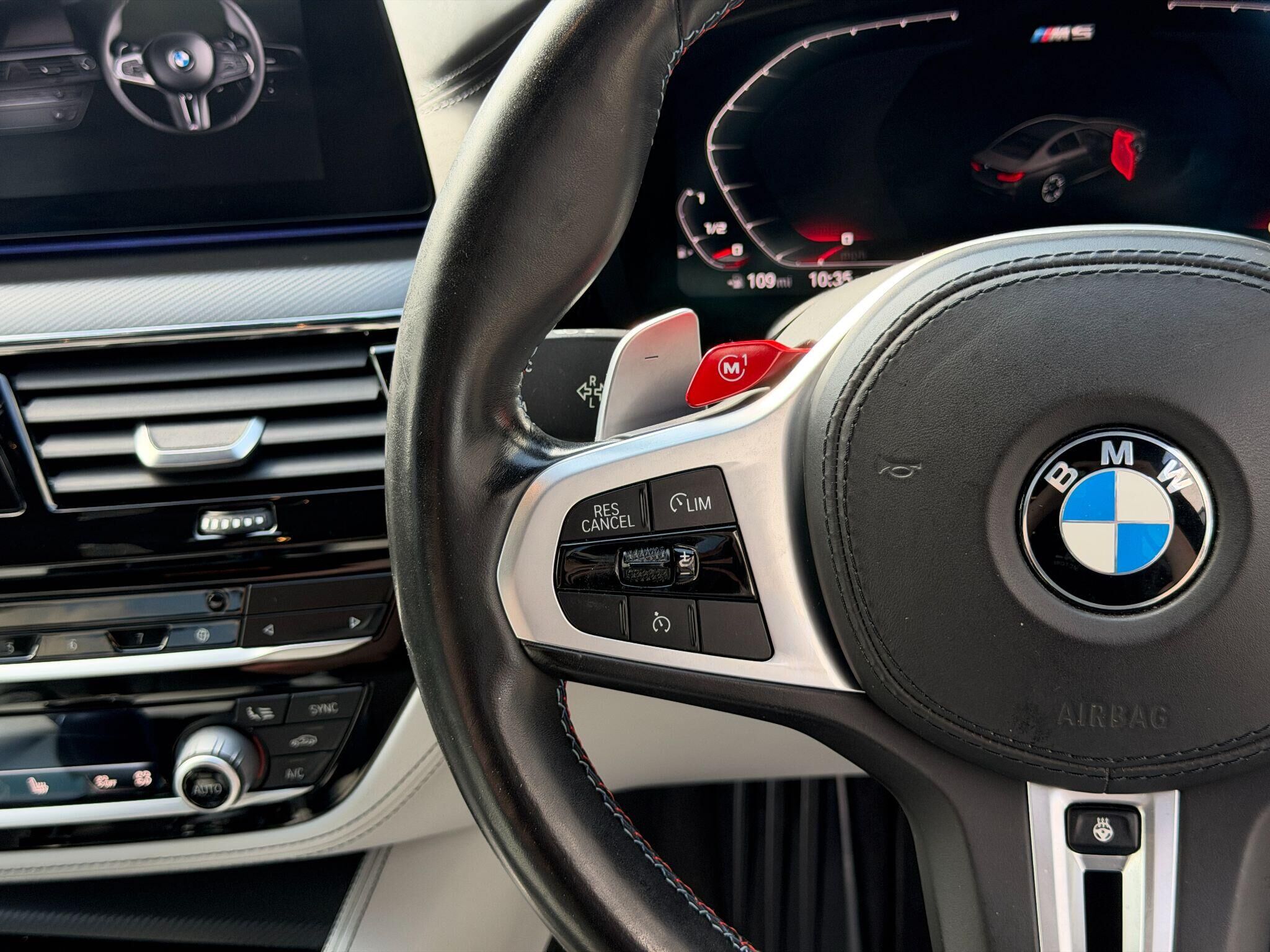 BMW M5 M5 Gallery Image