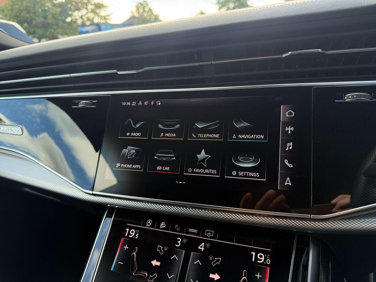 Audi RSQ8 RSQ8 Gallery Image
