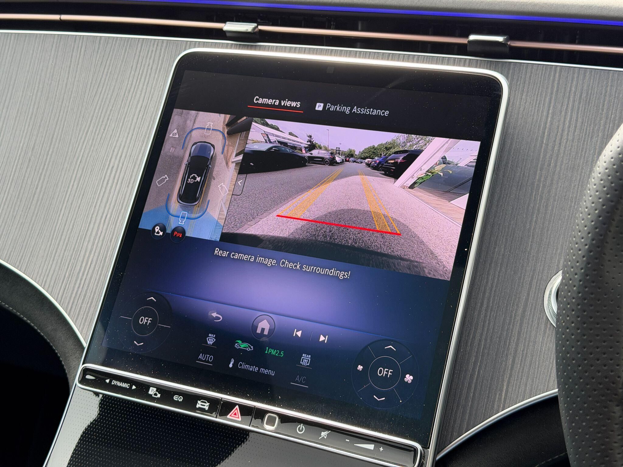 Mercedes-Benz EQE EQE Gallery Image