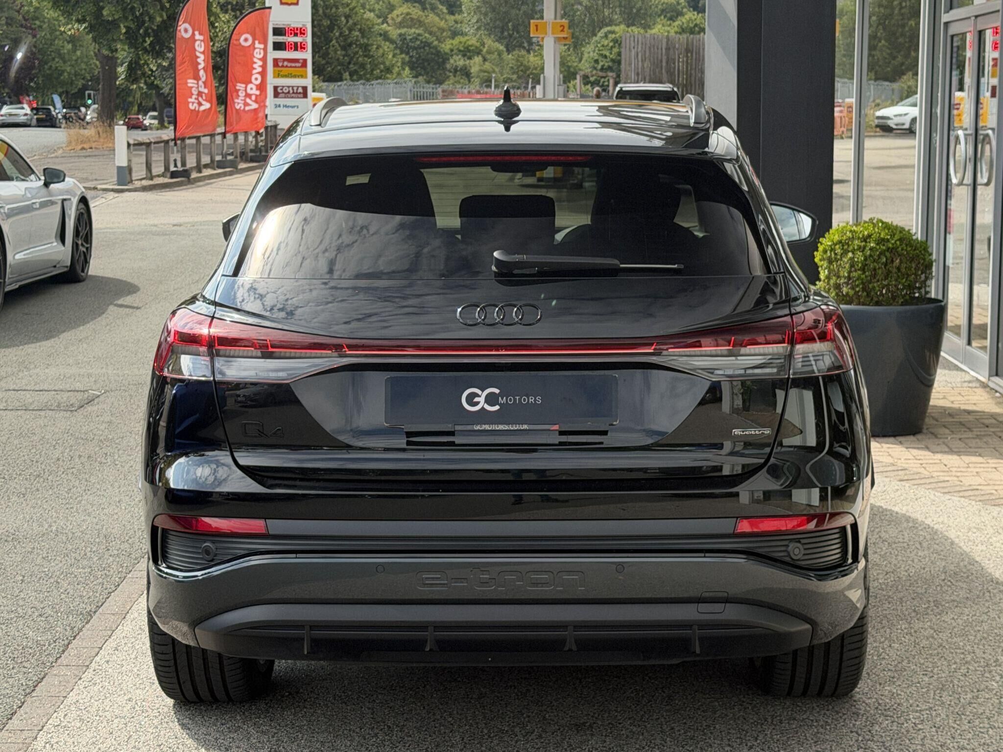 Audi Q4 e-tron Q4 e-tron Gallery Image