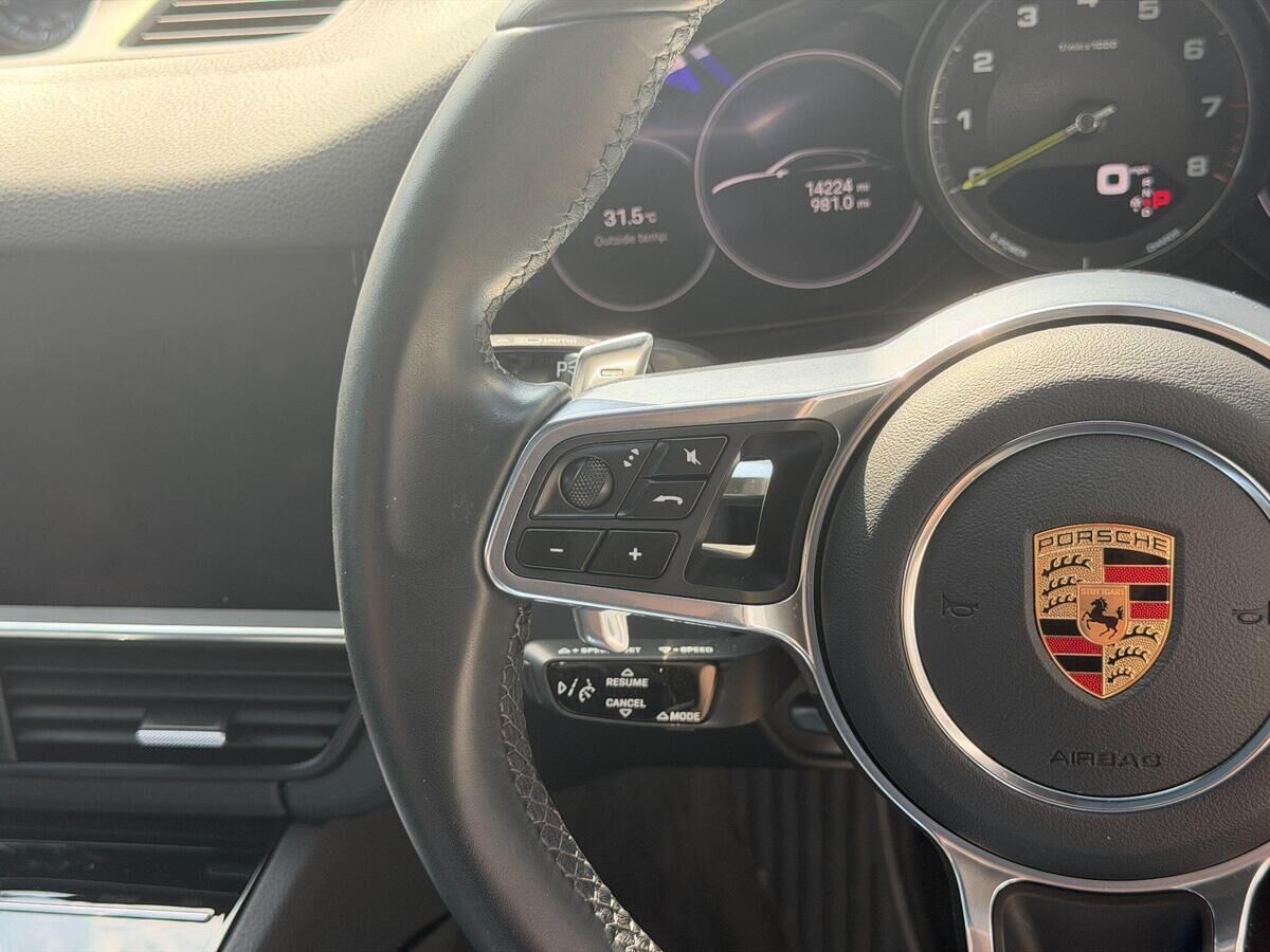 Porsche Cayenne Cayenne Gallery Image