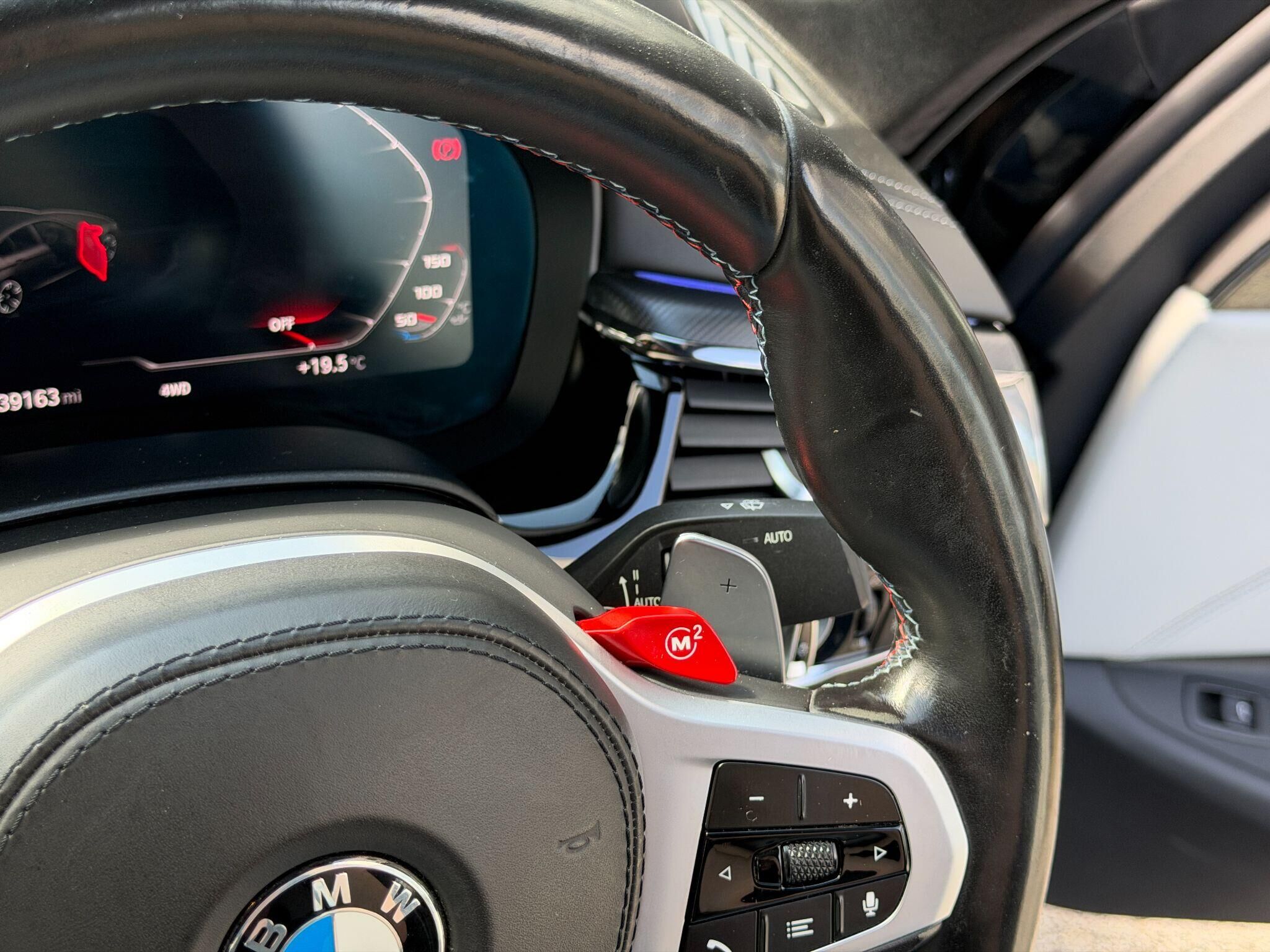 BMW M5 M5 Gallery Image