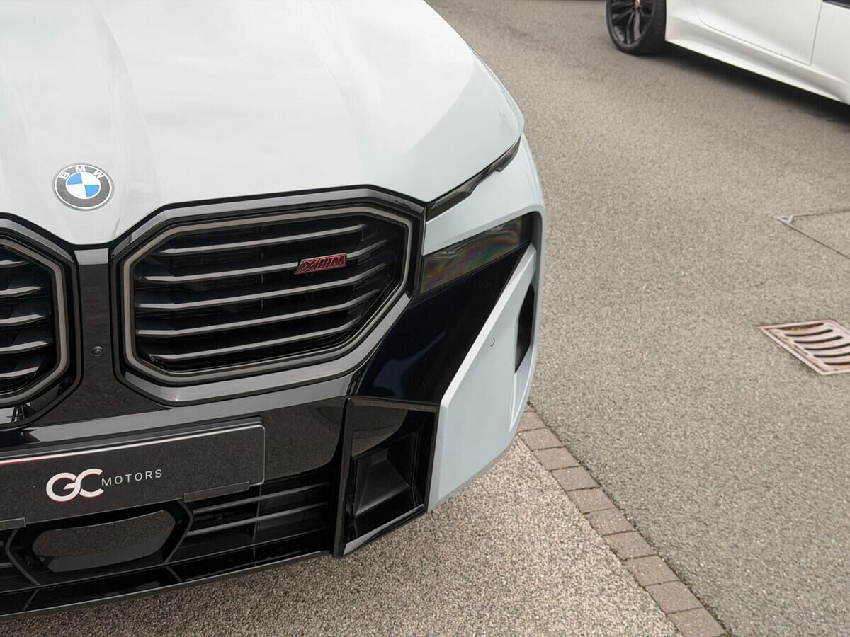 BMW XM XM Gallery Image