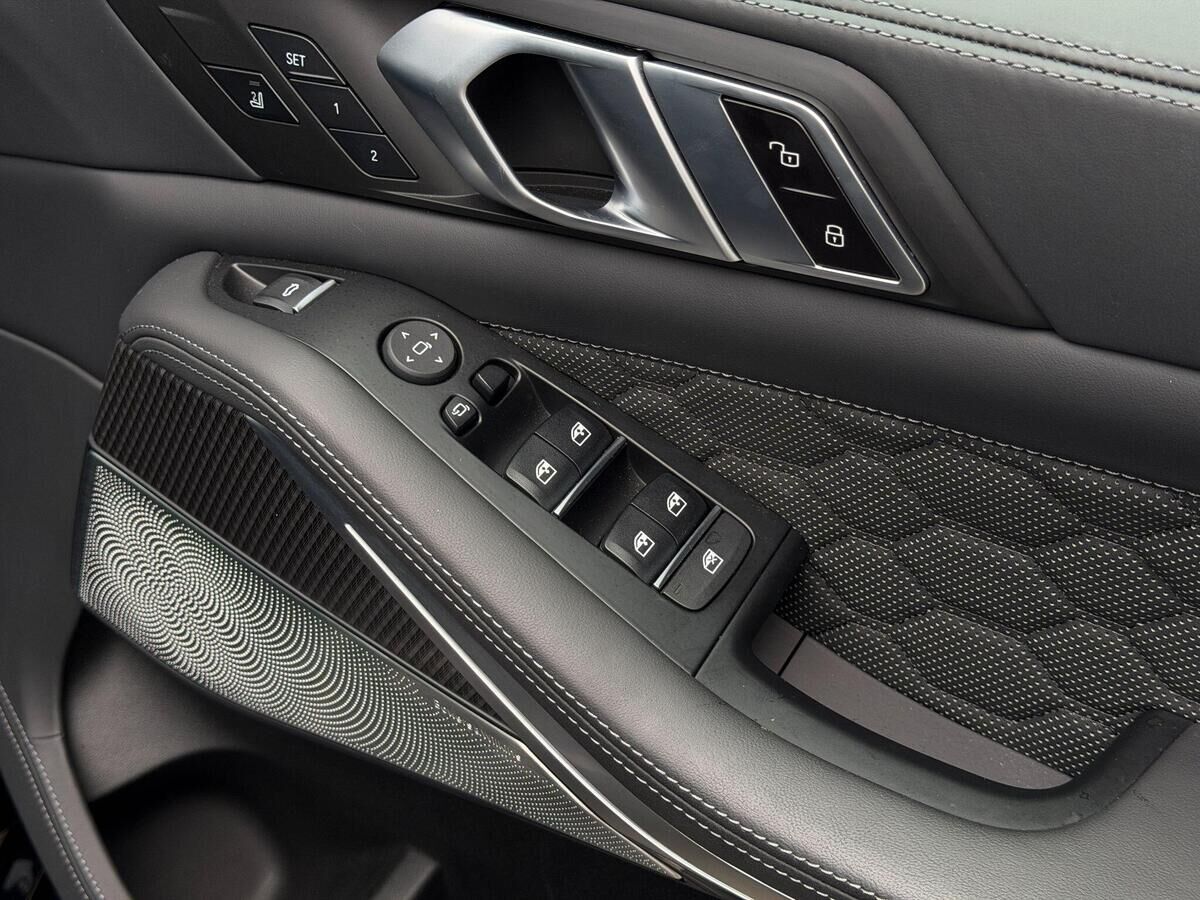 BMW X5 M X5 M Gallery Image
