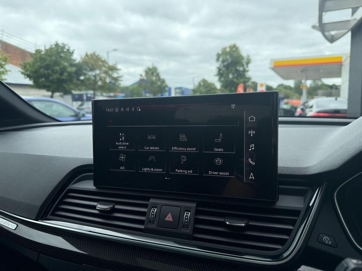 Audi SQ5 SQ5 Gallery Image
