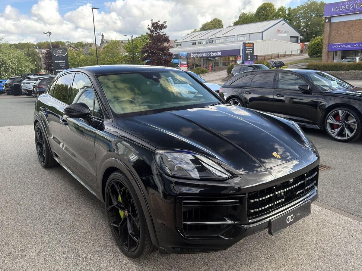 Porsche Cayenne Cayenne Gallery Image
