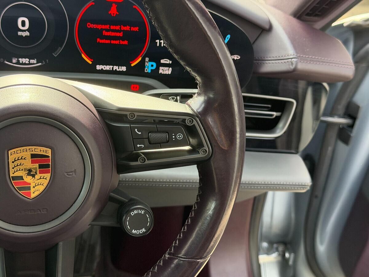 Porsche Taycan Taycan Gallery Image