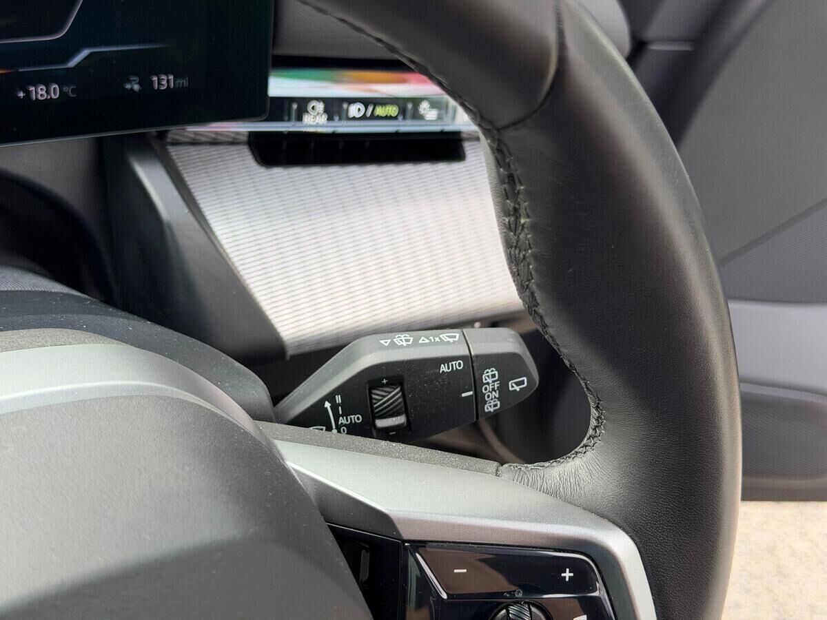 BMW i5 i5 Gallery Image