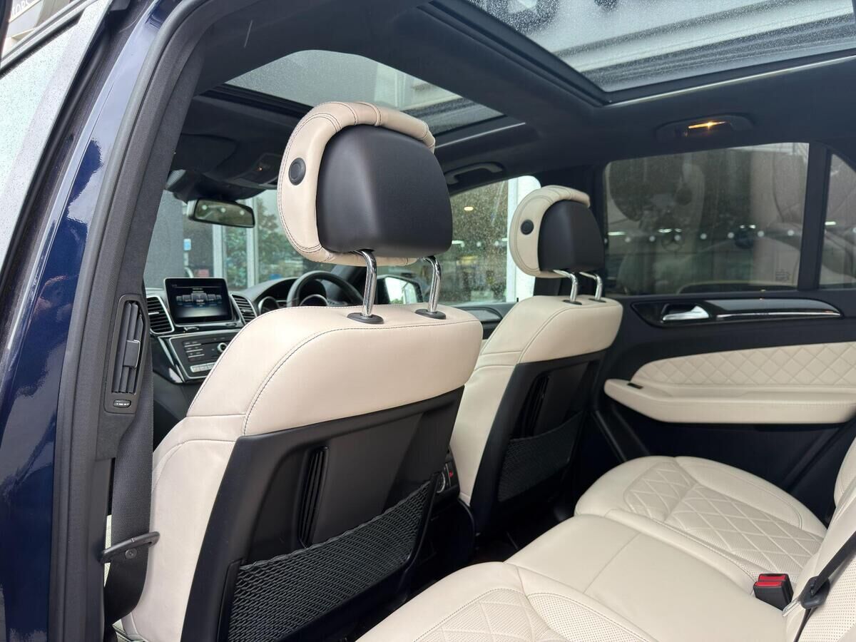 Mercedes-Benz GLE GLE Gallery Image