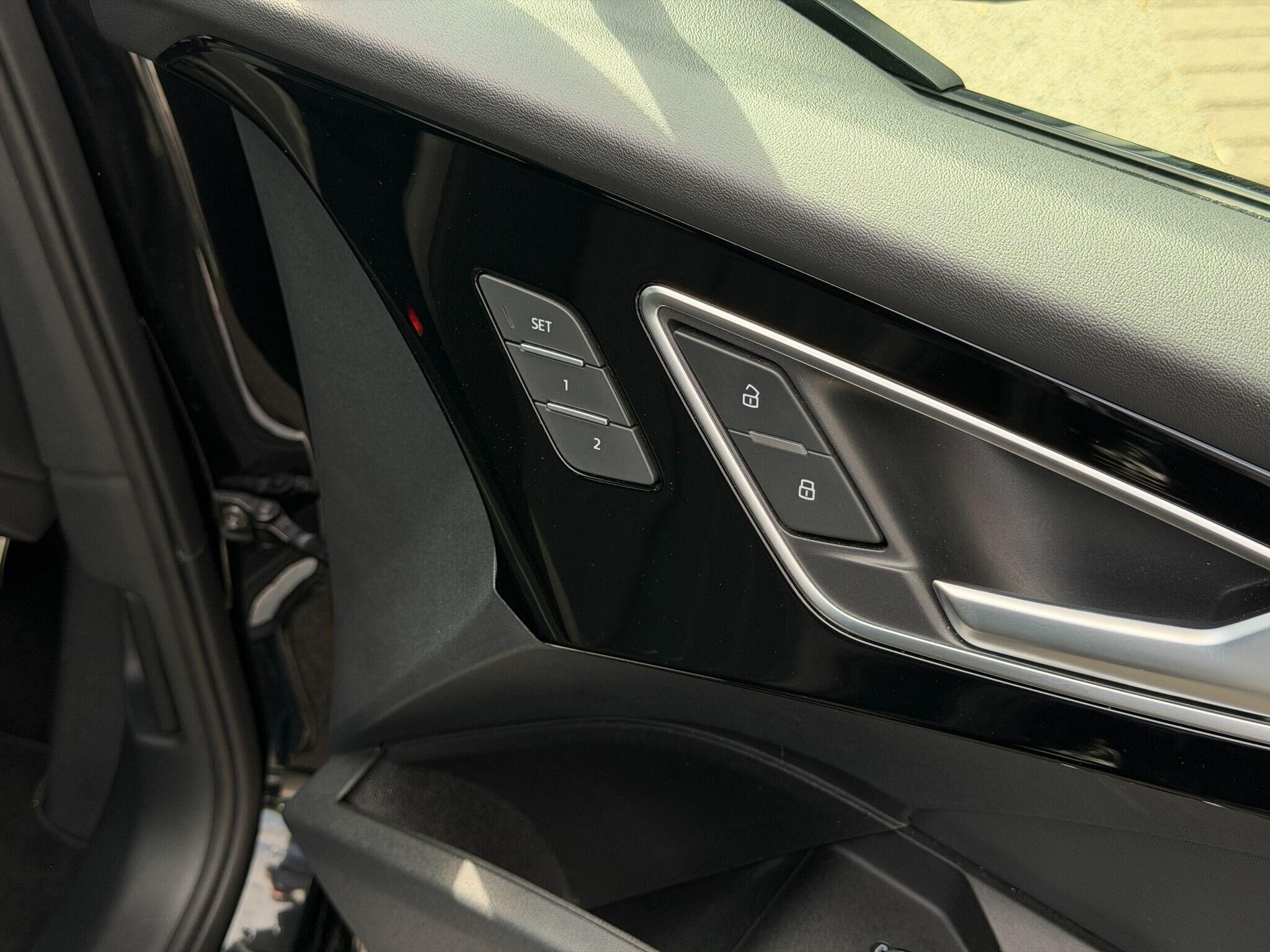 Audi Q4 e-tron Q4 e-tron Gallery Image