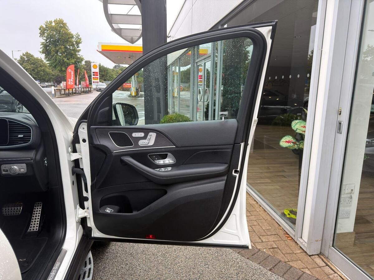 Mercedes-Benz GLE GLE Gallery Image