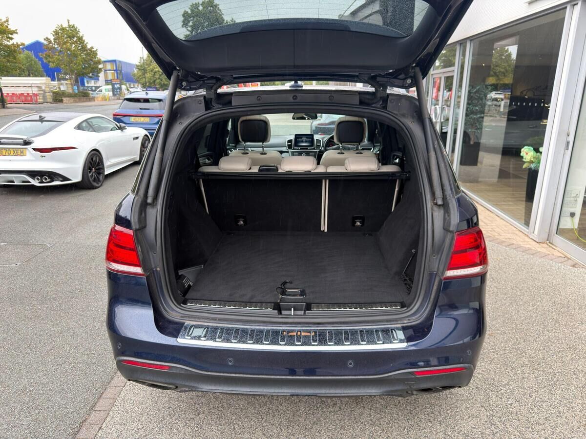 Mercedes-Benz GLE GLE Gallery Image