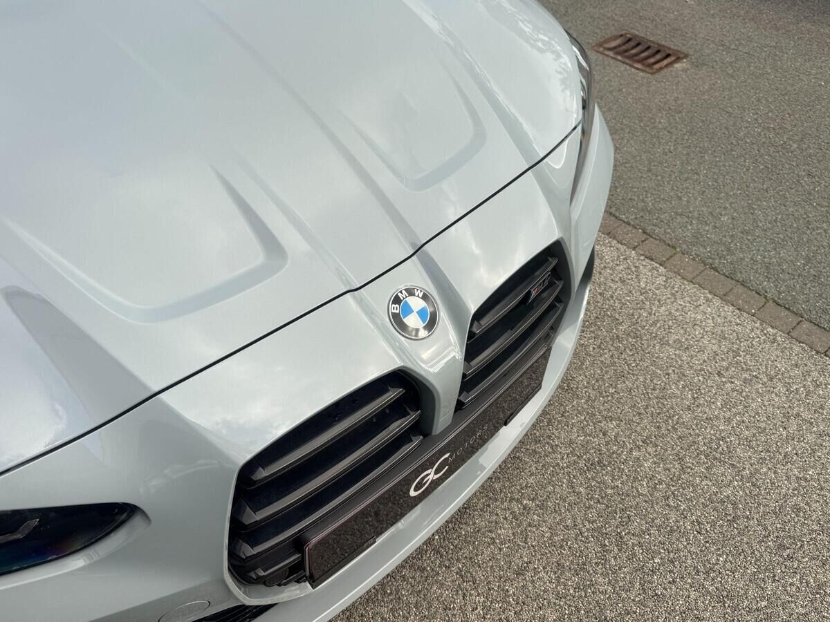 BMW M4 M4 Gallery Image