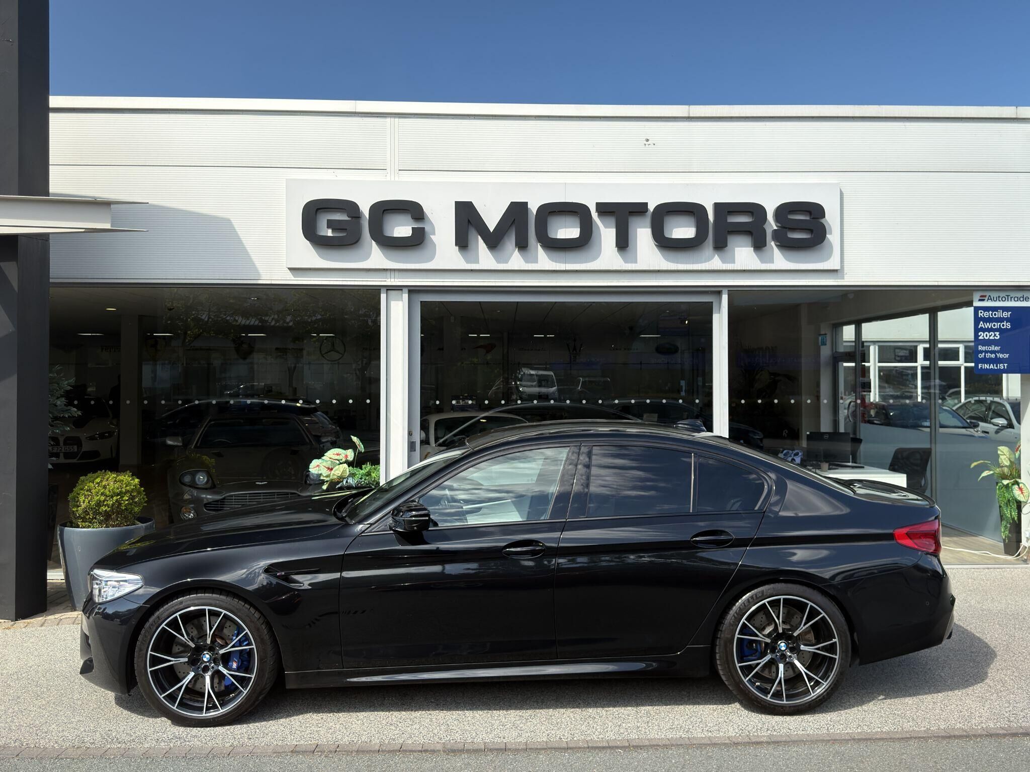 BMW M5 M5 Gallery Image