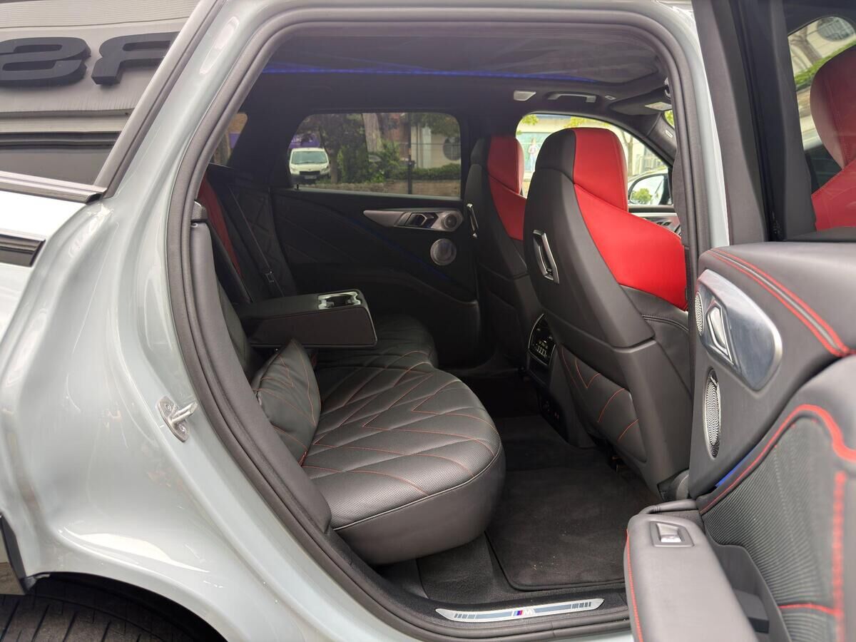 BMW XM XM Gallery Image