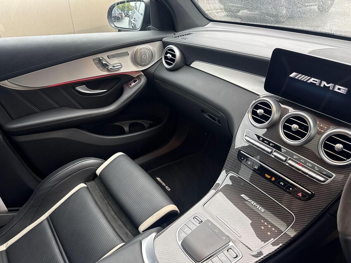 Mercedes-Benz GLC GLC Gallery Image