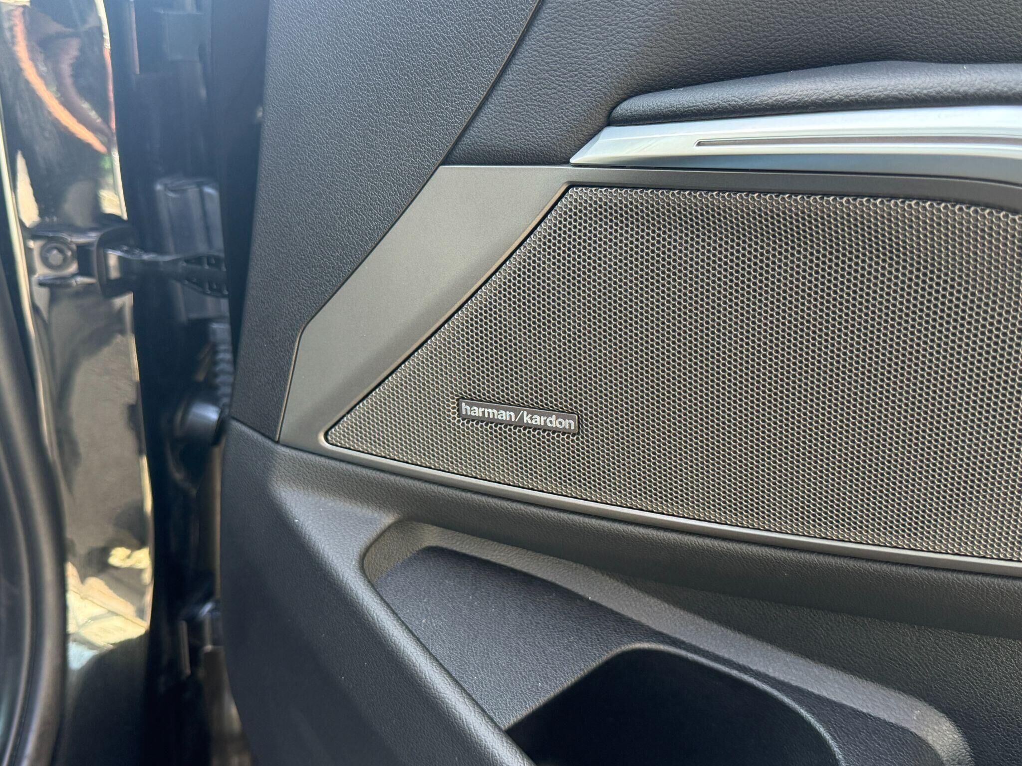 BMW 3 Series 3 Series Gallery Image