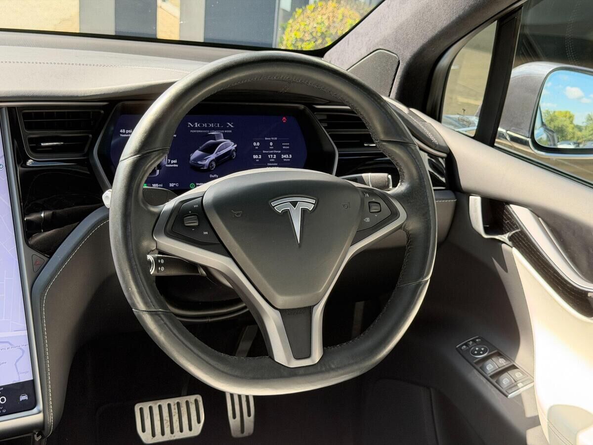 Tesla Model X Model X Gallery Image