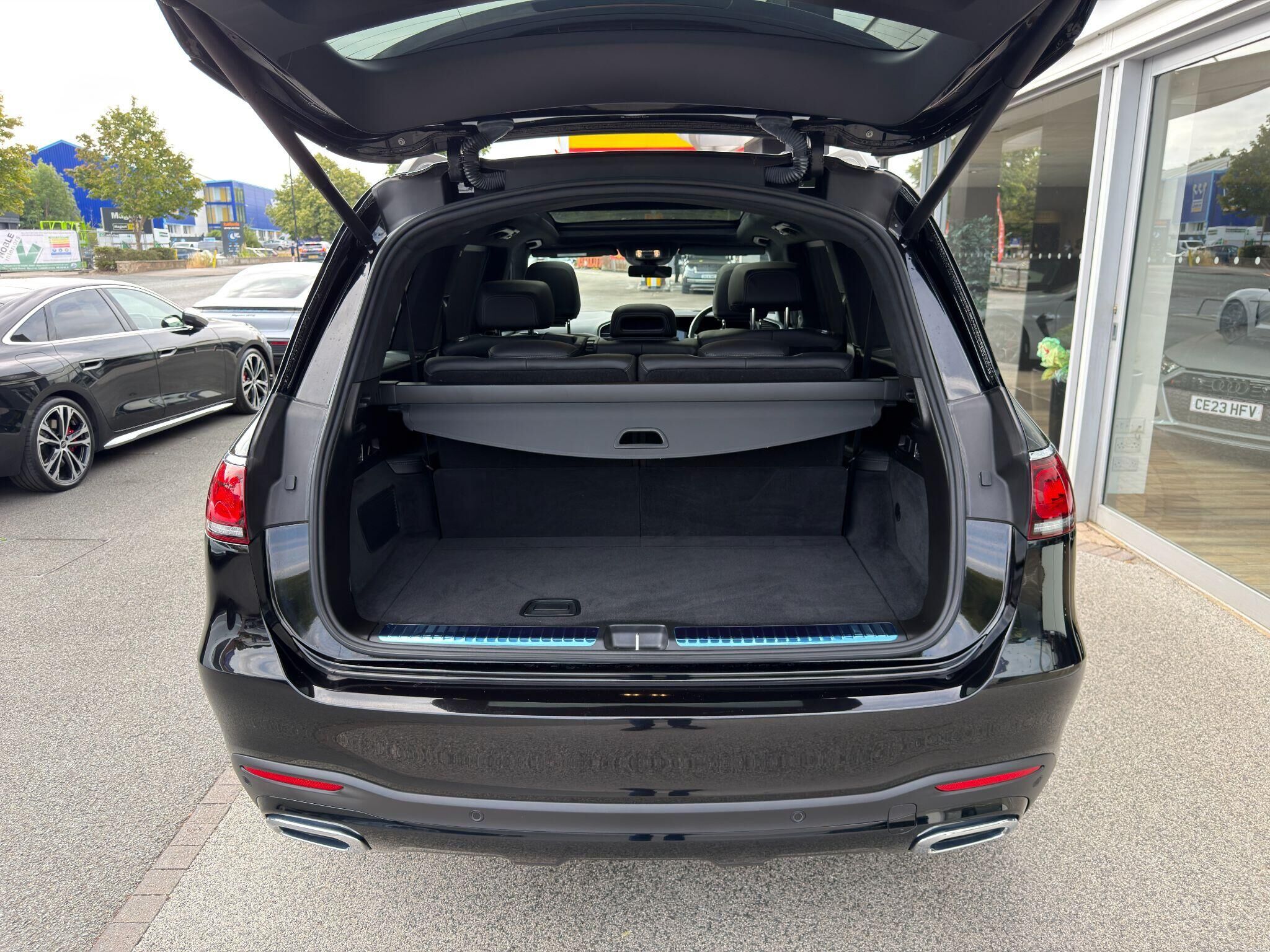 Mercedes-Benz GLS GLS Gallery Image