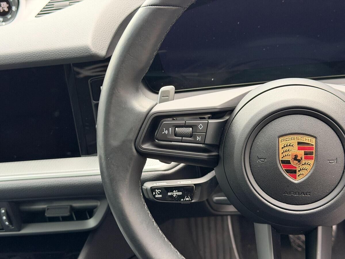 Porsche Cayenne Cayenne Gallery Image